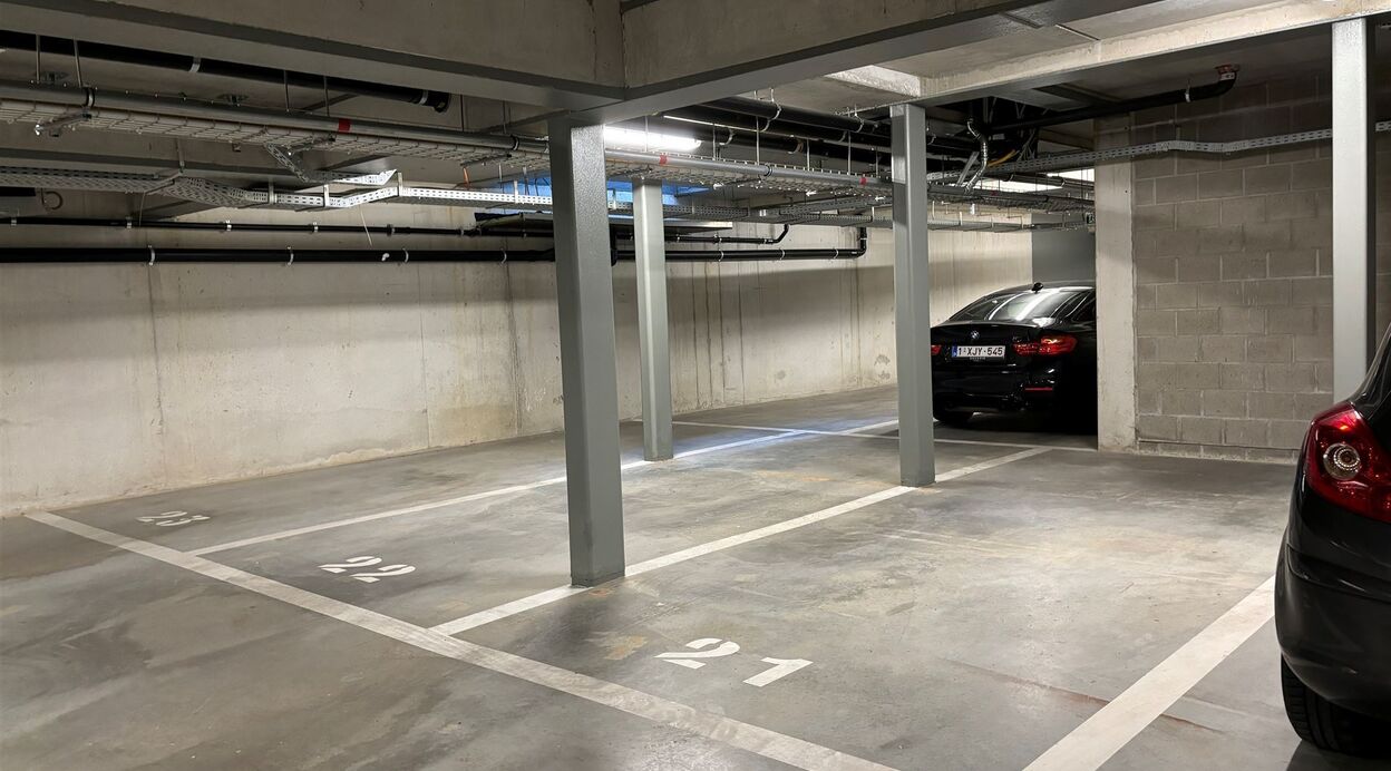 Autostaanplaats te koop in PUURS