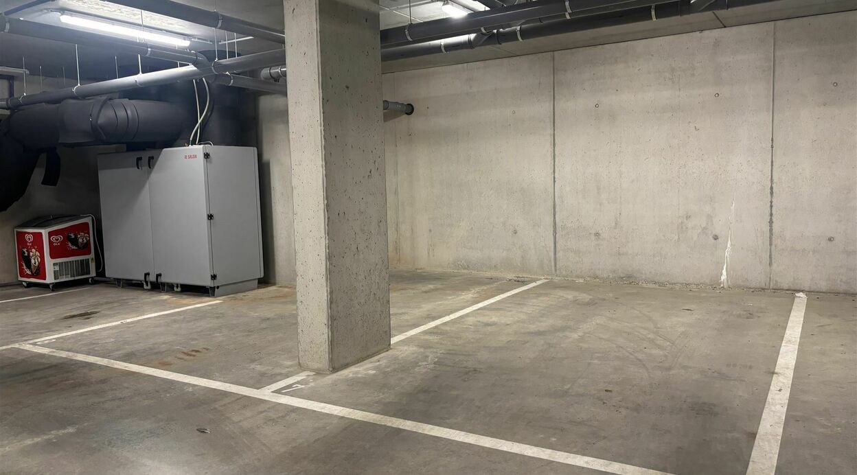 Autostaanplaats te koop in PUURS