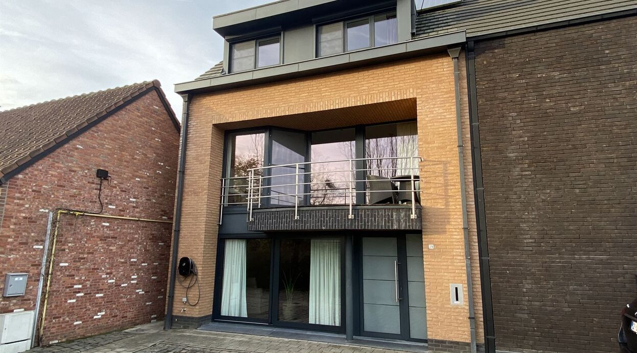 Bel-etage te huur in HINGENE