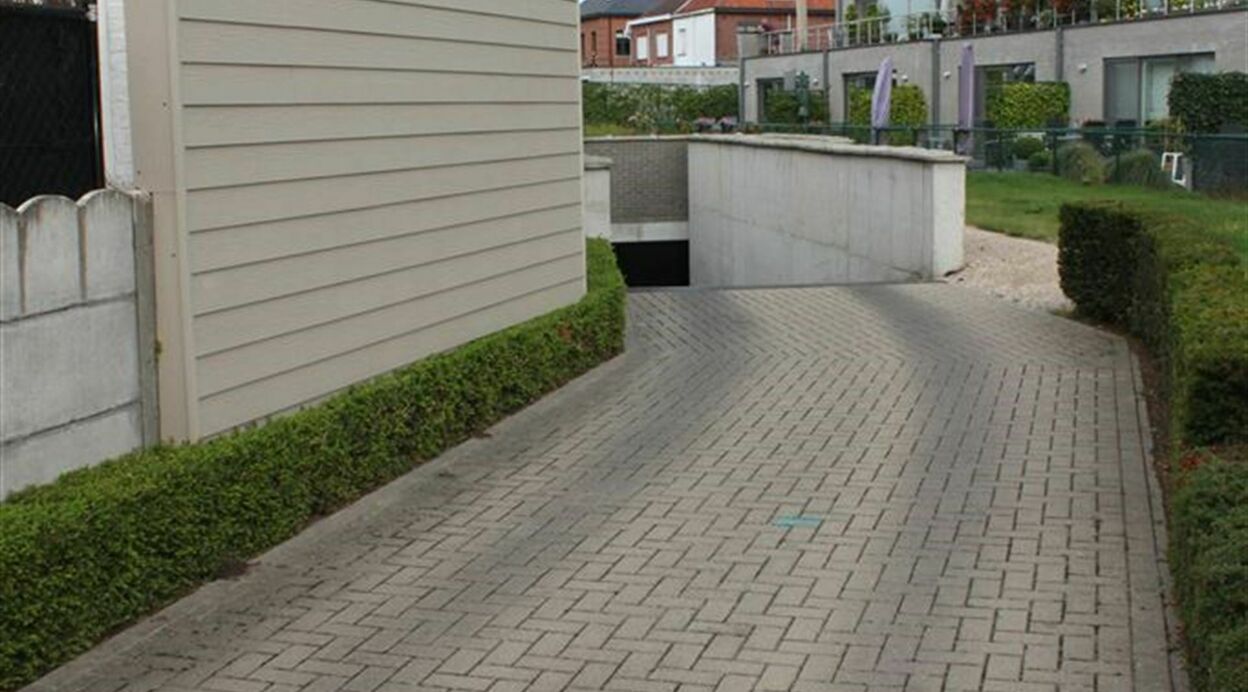 Garage te koop in MARIEKERKE