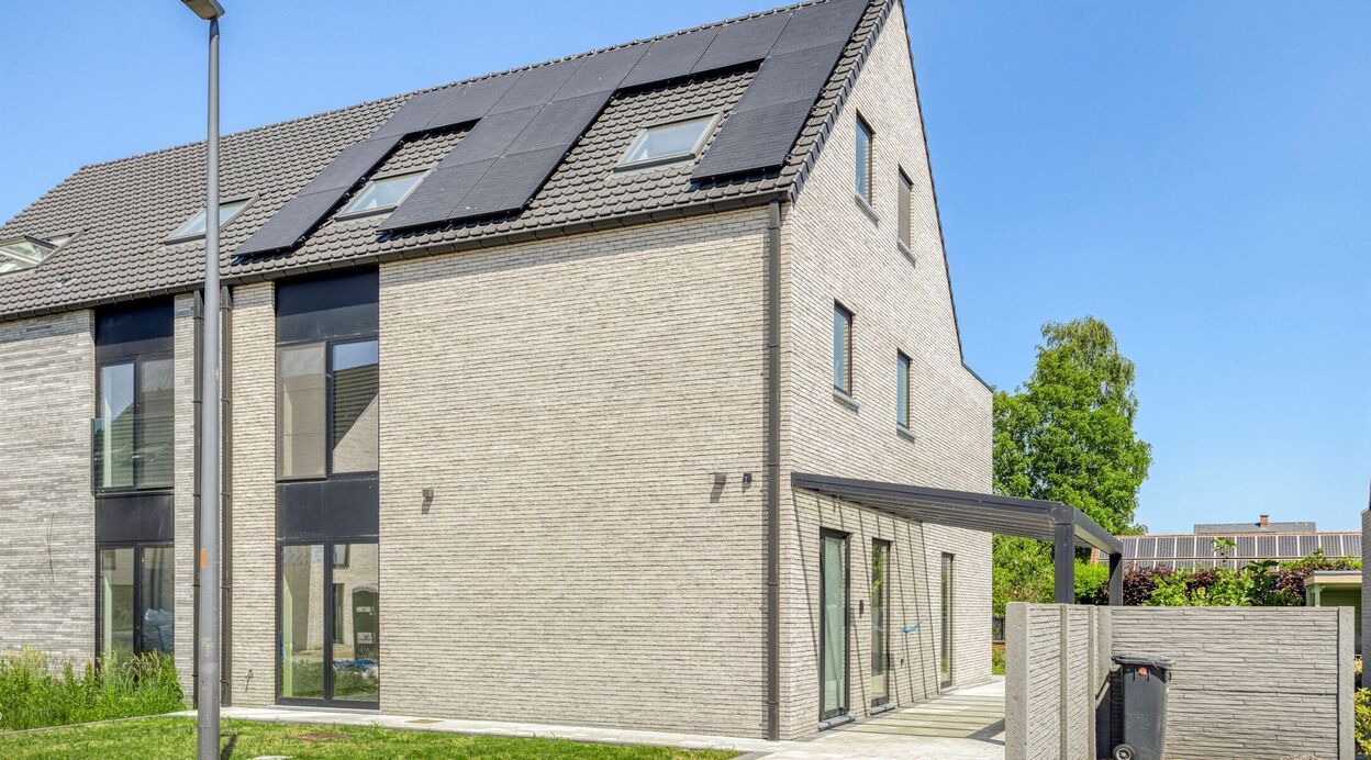Half Open Bebouwing te koop in BLAASVELD