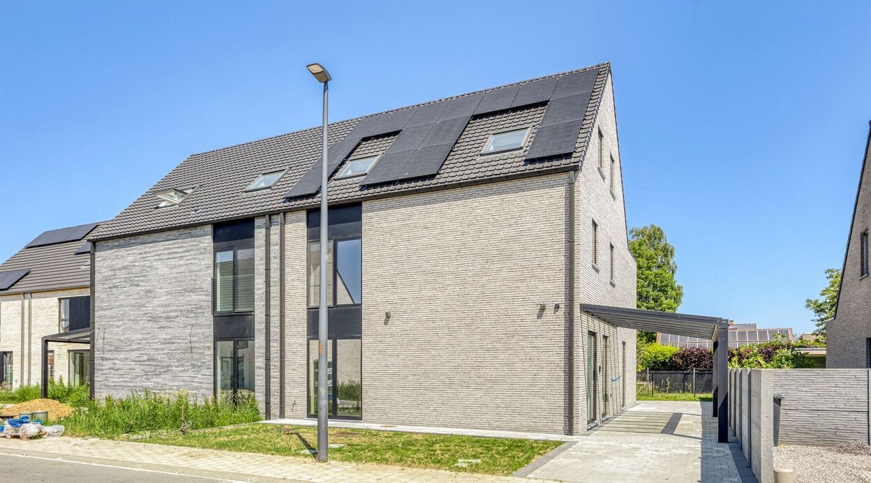 Half Open Bebouwing te koop in BLAASVELD