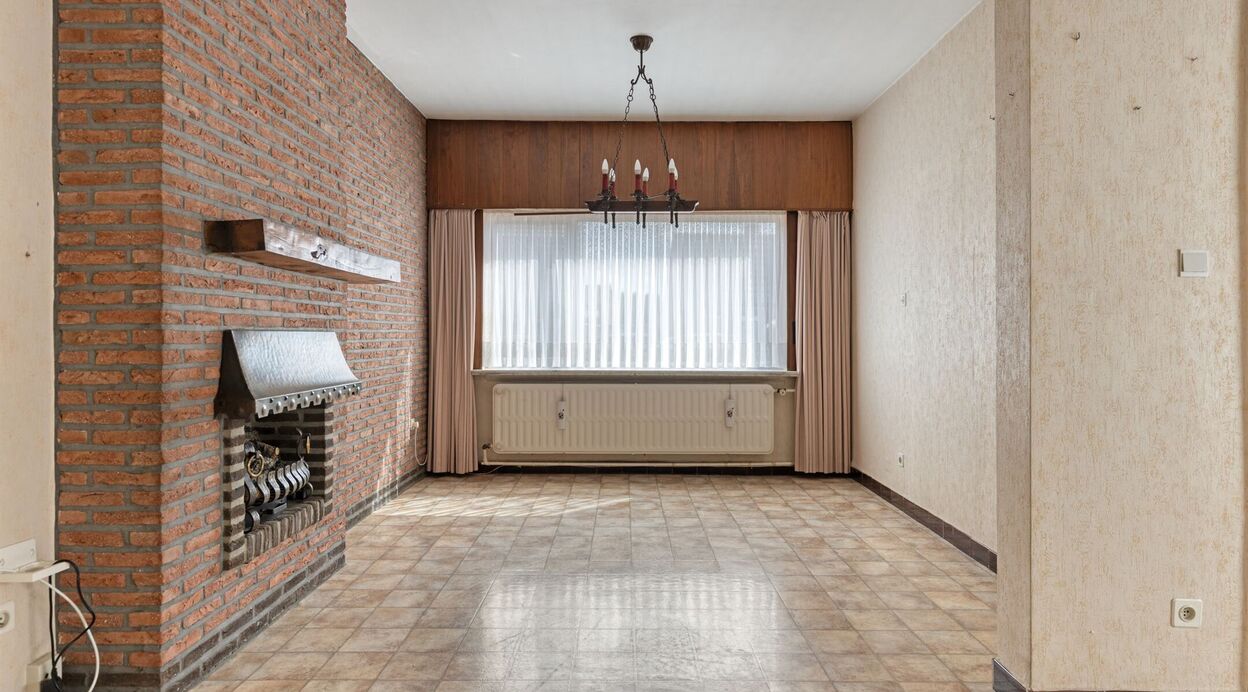 Half Open Bebouwing te koop in LIPPELO