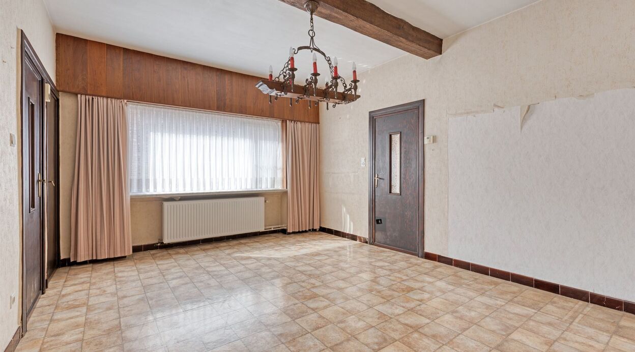 Half Open Bebouwing te koop in LIPPELO