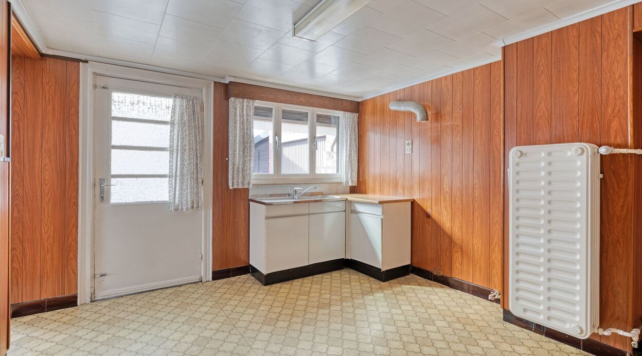 Half Open Bebouwing te koop in LIPPELO