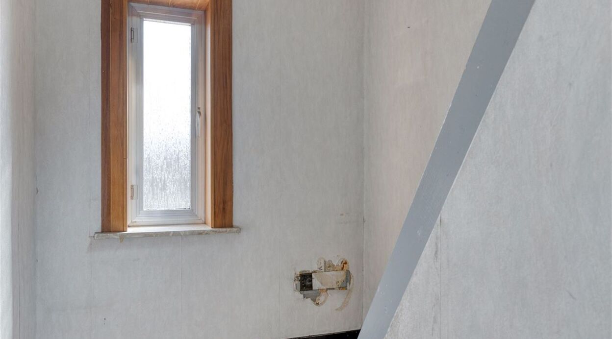 Half Open Bebouwing te koop in LIPPELO