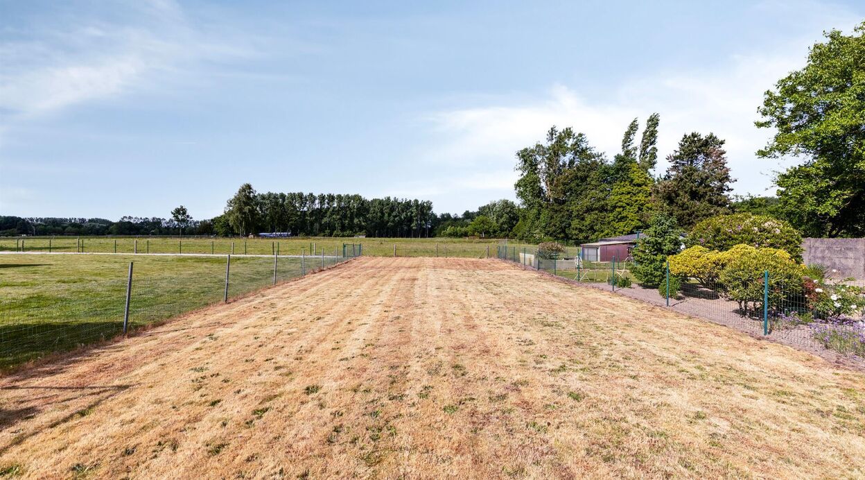 Half Open Bebouwing te koop in LIPPELO