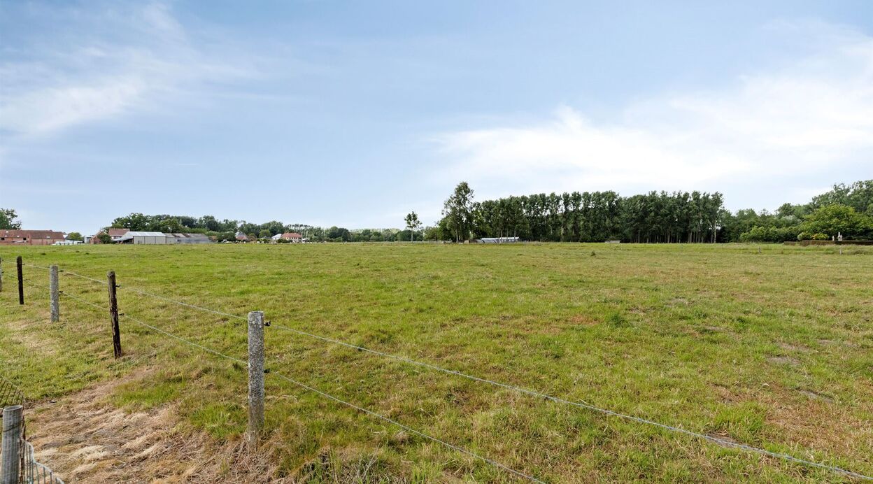 Half Open Bebouwing te koop in LIPPELO