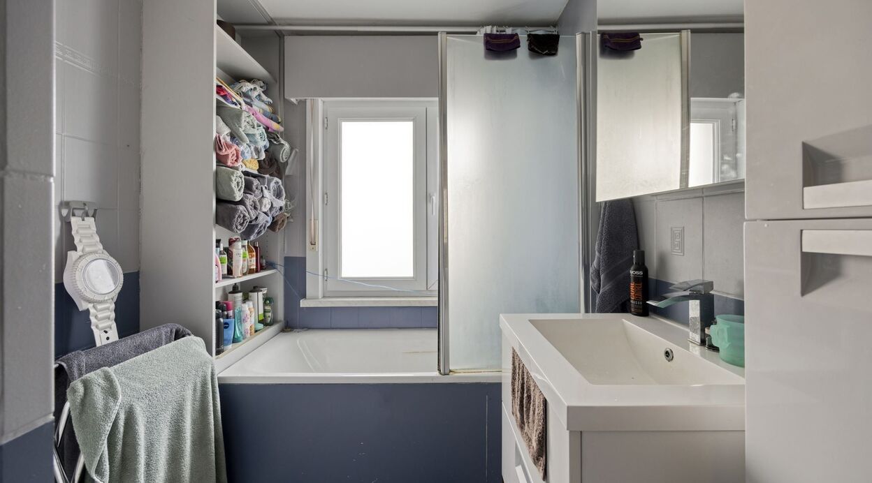 Half Open Bebouwing te koop in OPPUURS