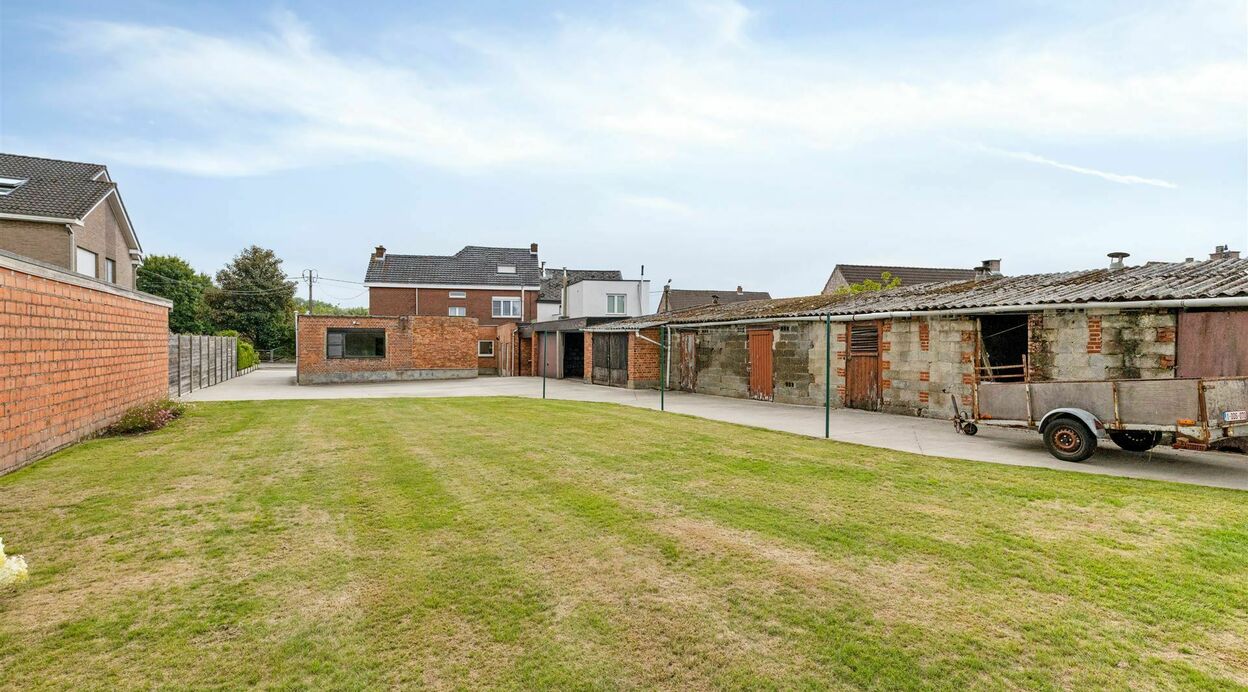 Half Open Bebouwing te koop in OPPUURS