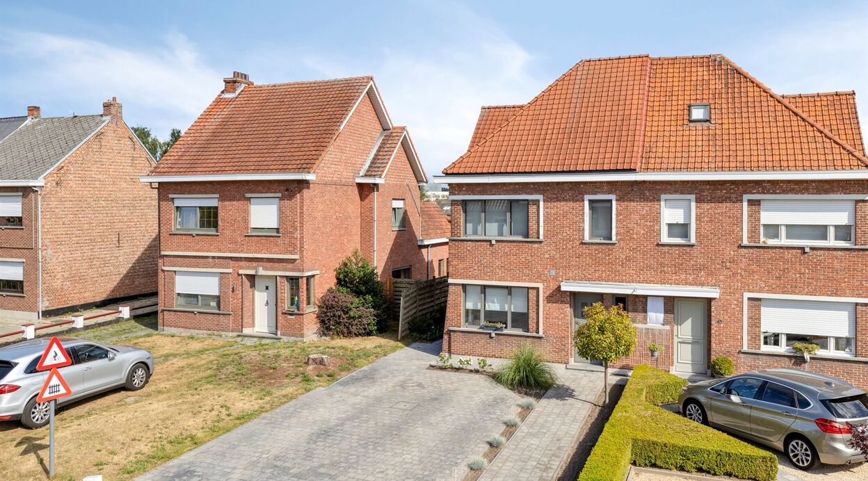Half Open Bebouwing te koop in PUURS-SINT-AMANDS