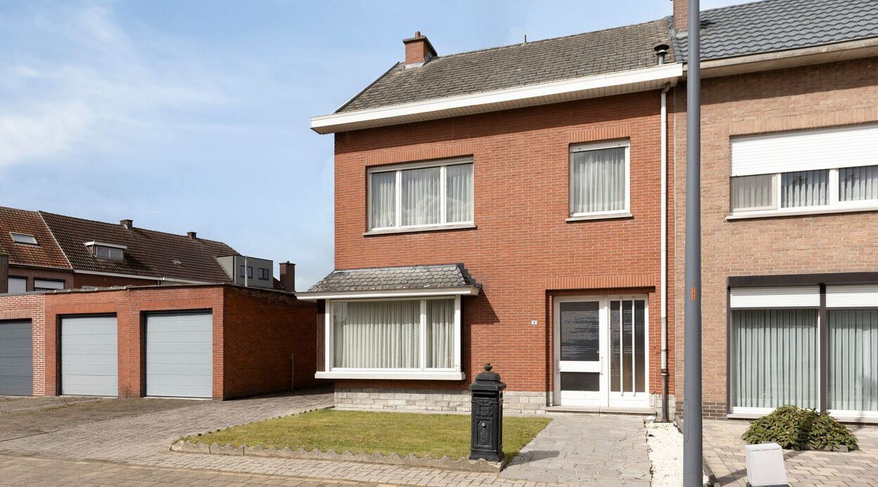 Half Open Bebouwing te koop in WILLEBROEK