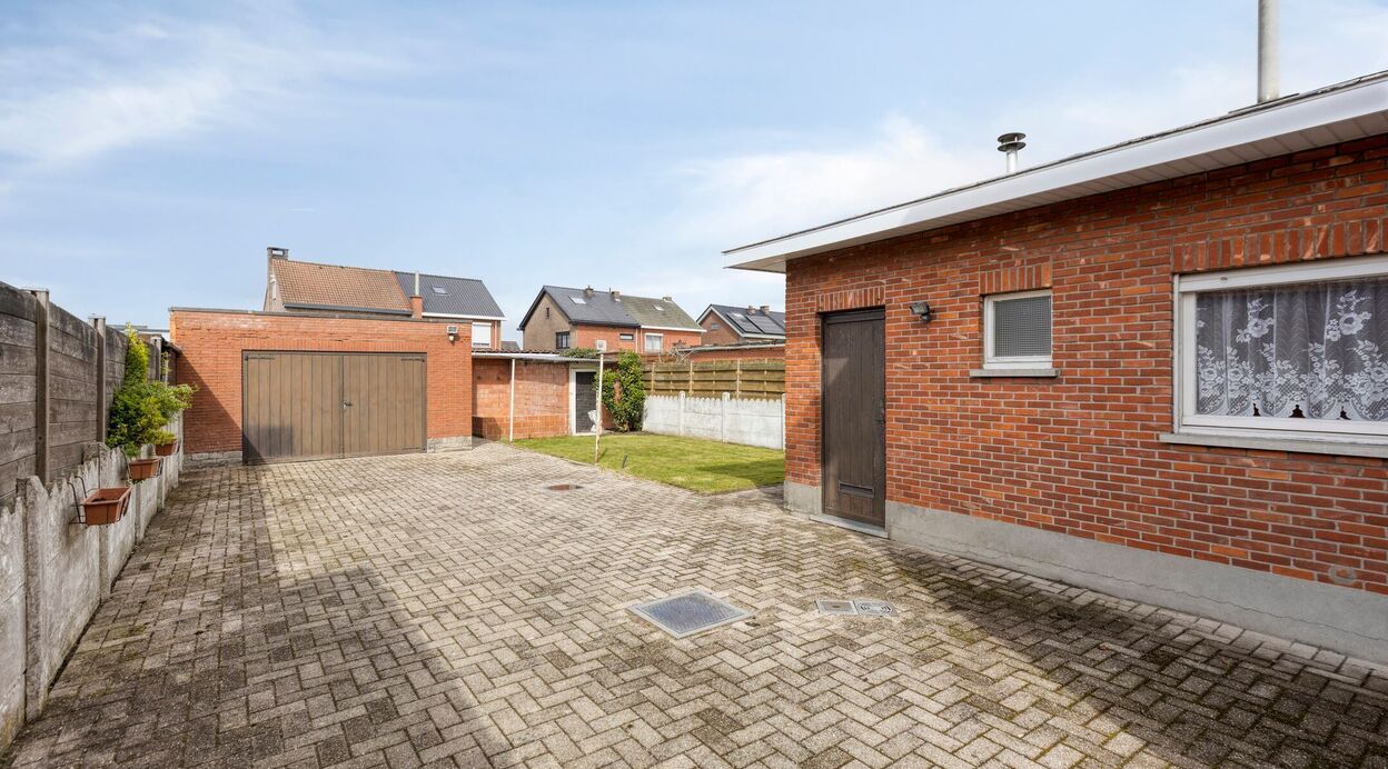 Half Open Bebouwing te koop in WILLEBROEK