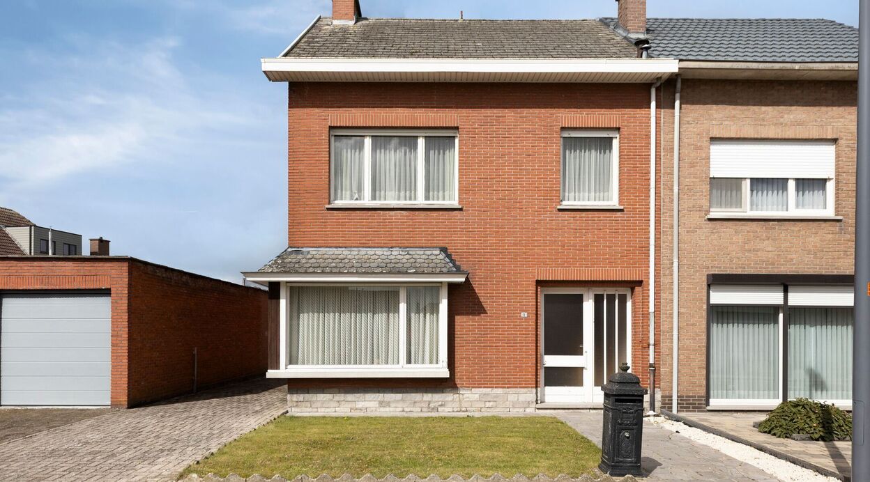 Half Open Bebouwing te koop in WILLEBROEK