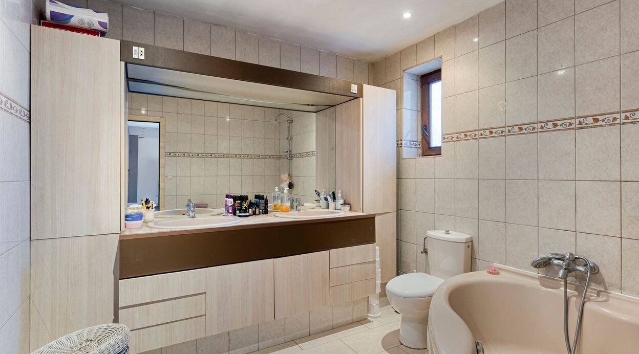 Opbrengsteigendom te koop in PUURS