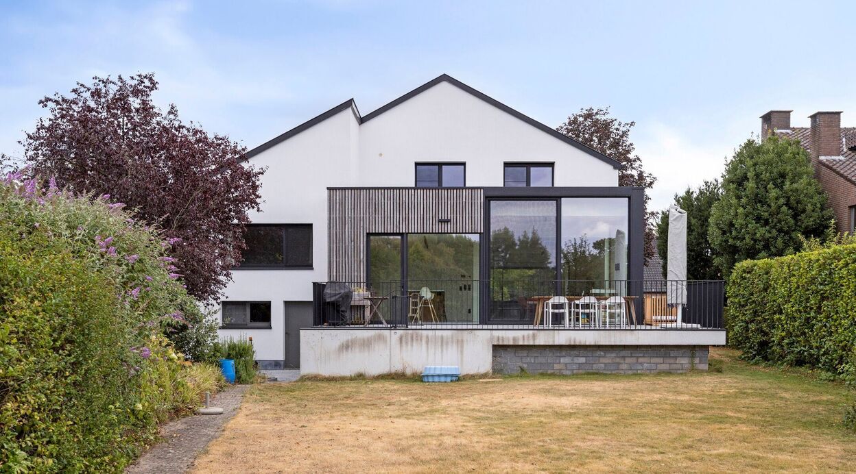 Villa te koop in LIEZELE