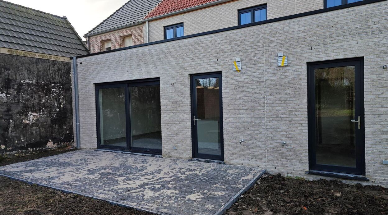 Half Open Bebouwing te koop in SINT-AMANDS