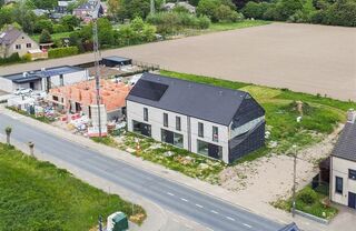 Half Open Bebouwing te koop in BUGGENHOUT