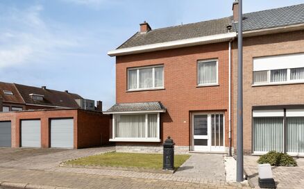 Half Open Bebouwing te koop in WILLEBROEK